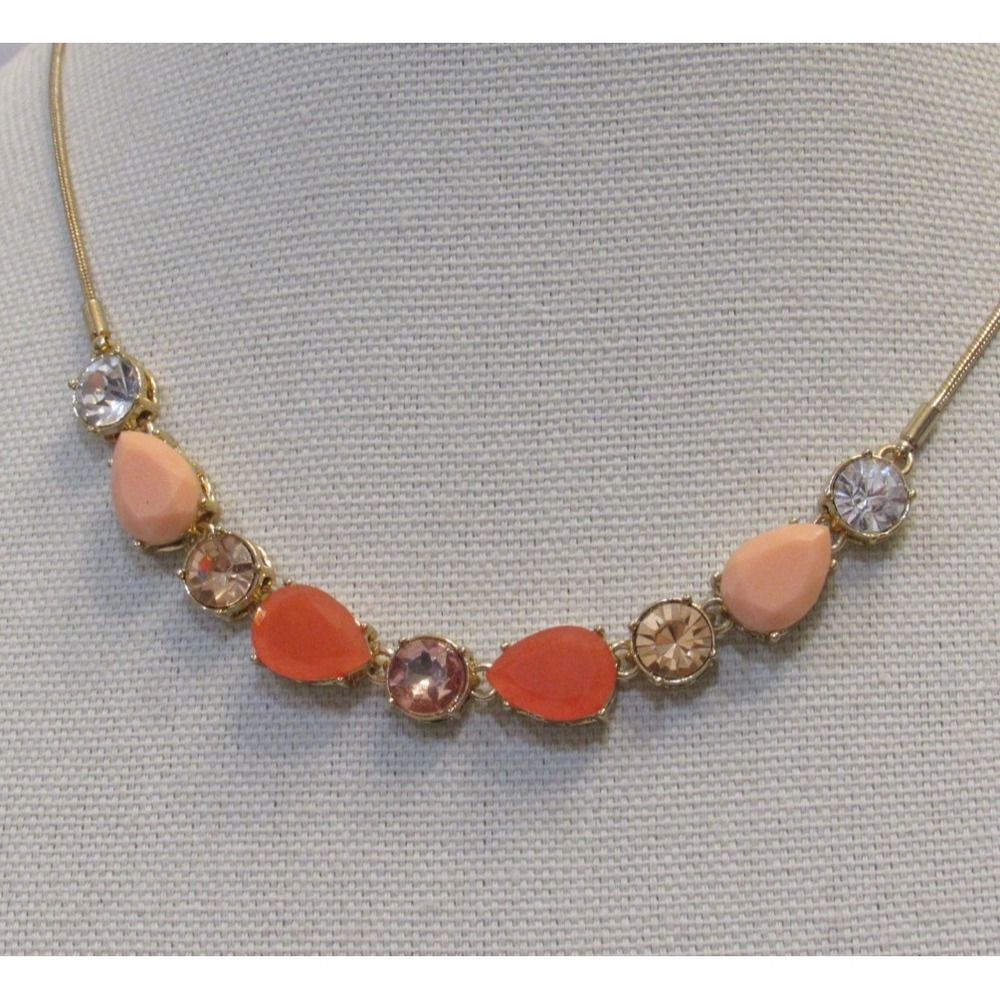 Nine West Vintage American Collection Gold Tone Rhinestone Necklace Preppy
